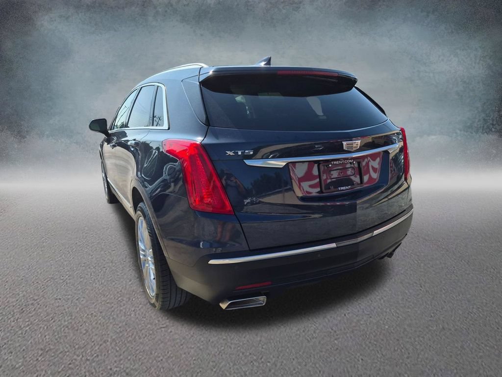 Used 2019 Cadillac XT5 Premium Luxury FWD image 2