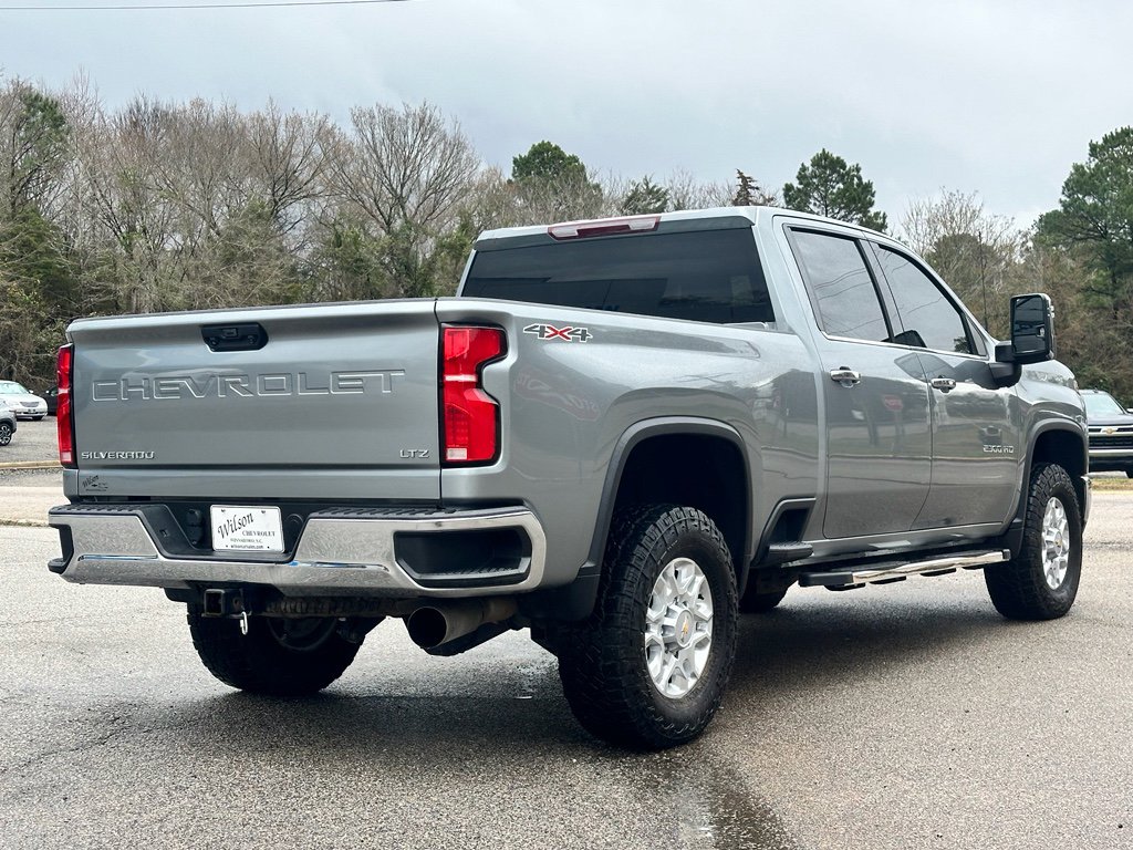 Used 2024 Chevrolet Silverado 2500 LTZ image 3