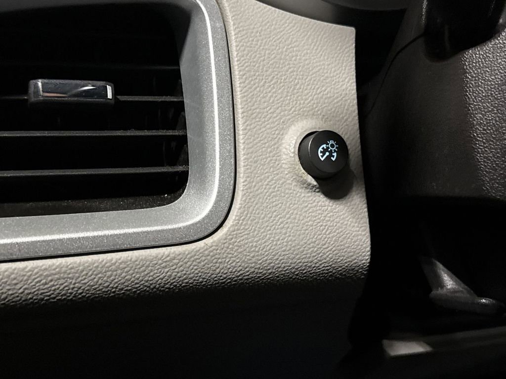 Used 2016 Chevrolet Equinox LT w/ Convenience Package image 18