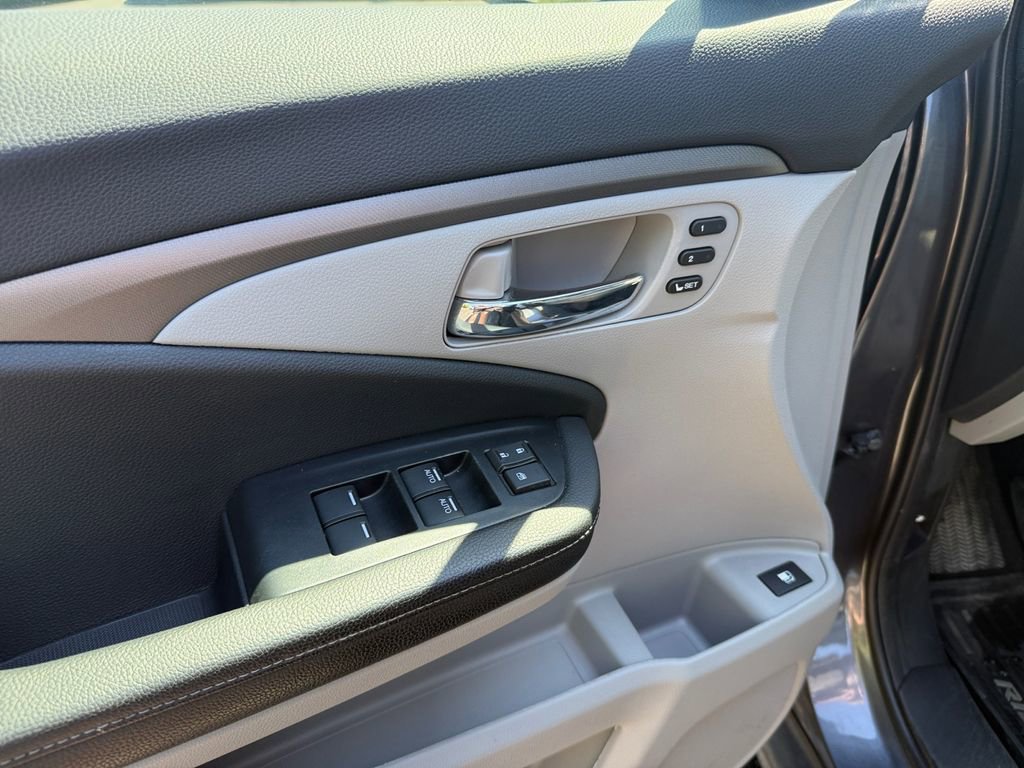 Certified 2023 Honda Ridgeline RTL image 21