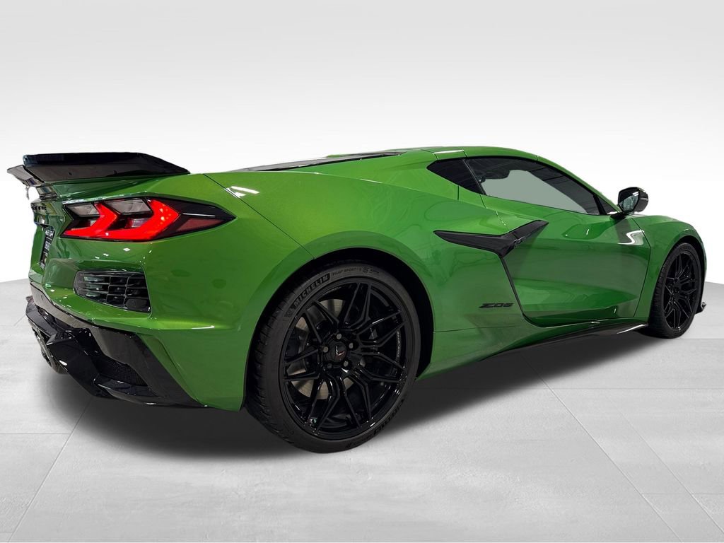 New 2026 Chevrolet Corvette Z06 w/ Stealth Interior Trim Package RWD image 56