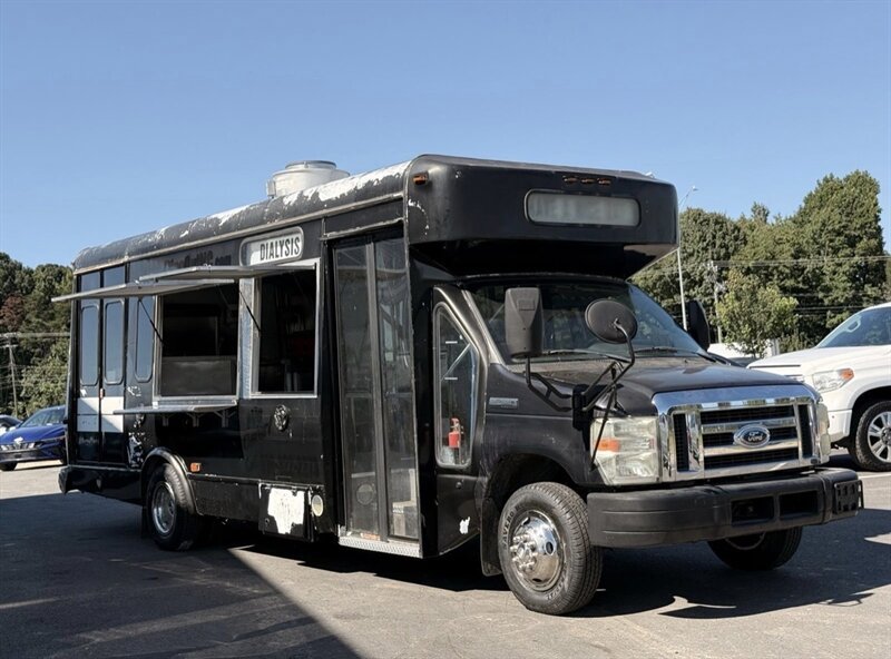 Used 2009 Ford E-450 and Econoline 450