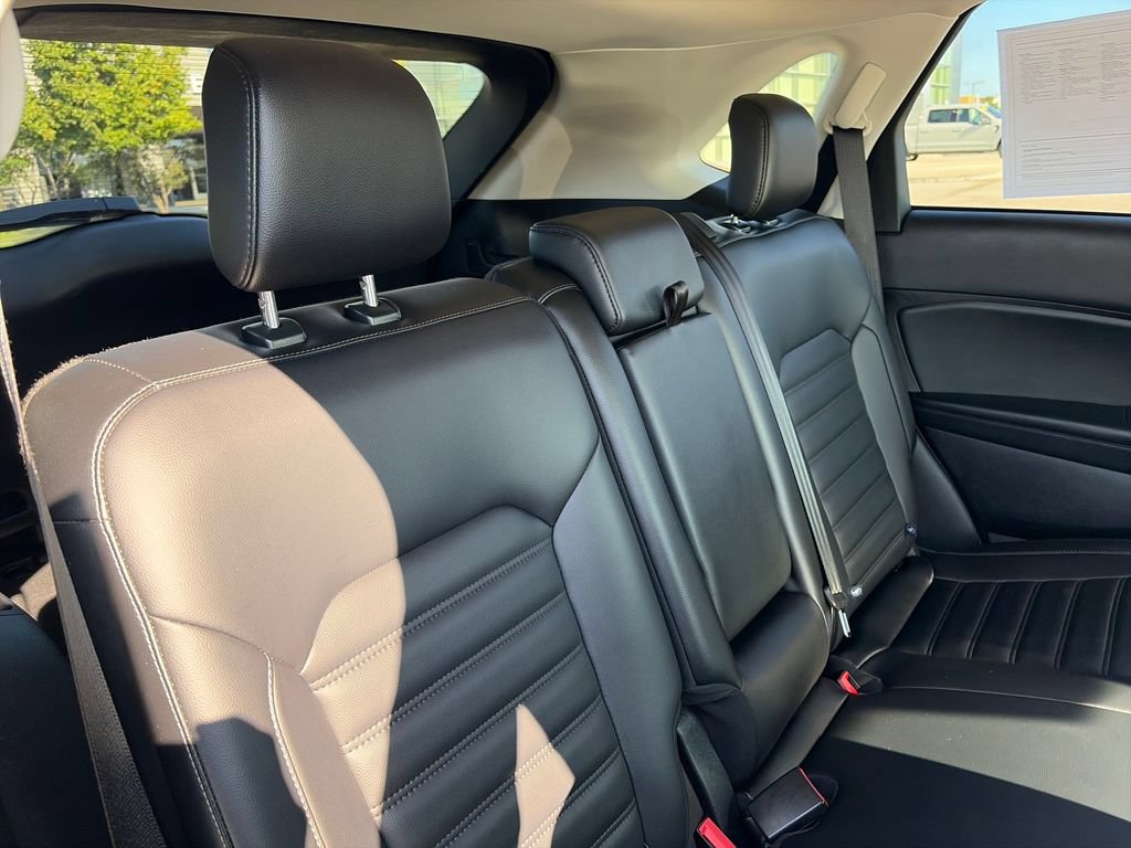 Used 2024 Ford Edge SEL w/ Convenience Package AWD/4WD image 34