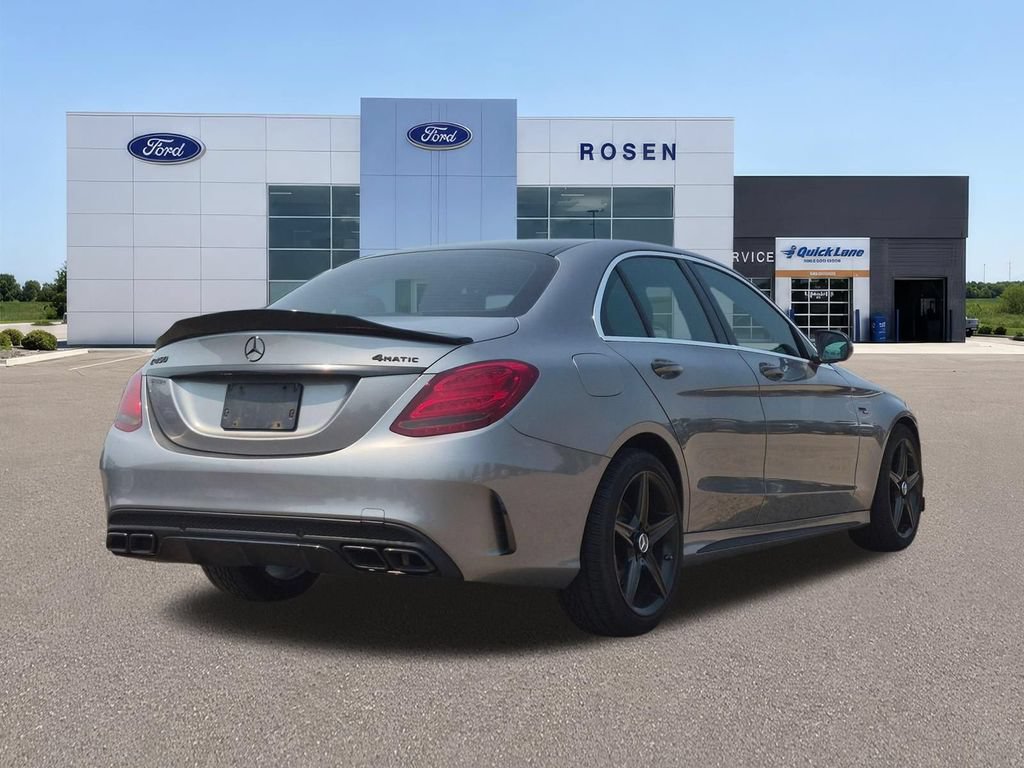 Used 2016 Mercedes-Benz C 300 4MATIC Sedan image 3