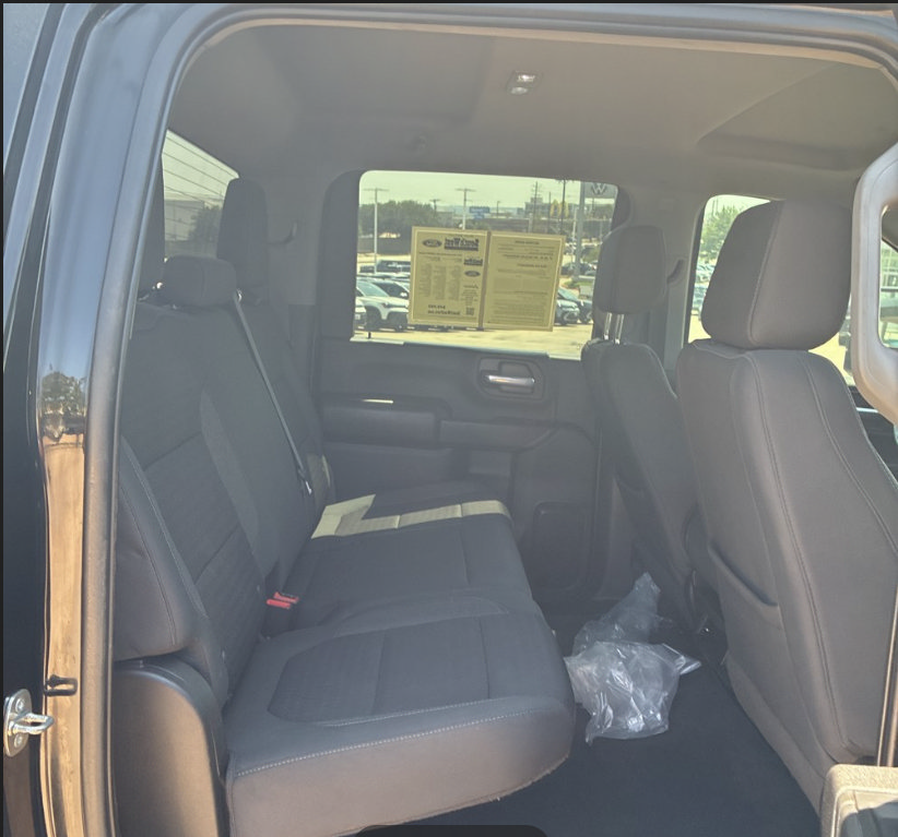 Used 2022 Chevrolet Silverado 2500 Custom w/ Custom Value Package AWD/4WD image 19