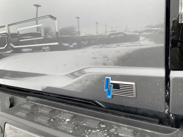 New 2025 Ford F150 Lightning Flash image 31