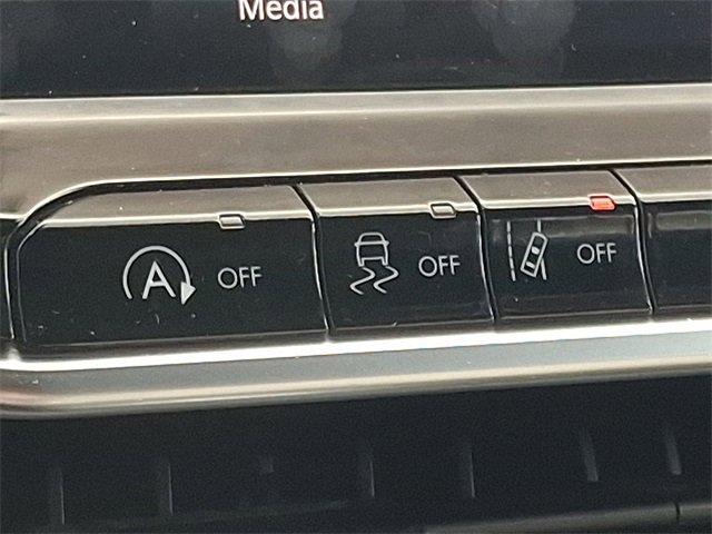 Used 2023 Jeep Compass Limited image 26