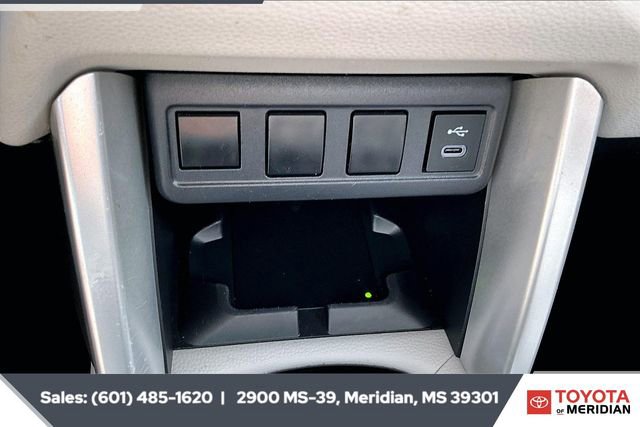 Used 2024 Toyota Corolla Cross LE image 22