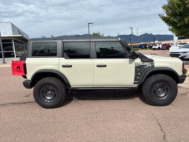 Used 2022 Ford Bronco Everglades AWD/4WD image 8