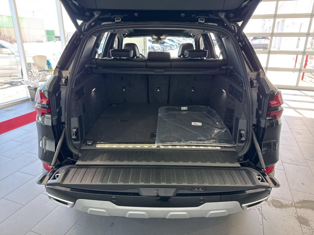New 2026 BMW X5 xDrive50e AWD/4WD image 9