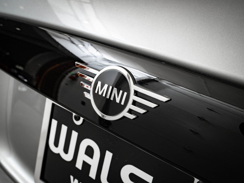 Used 2024 MINI Cooper SE image 18