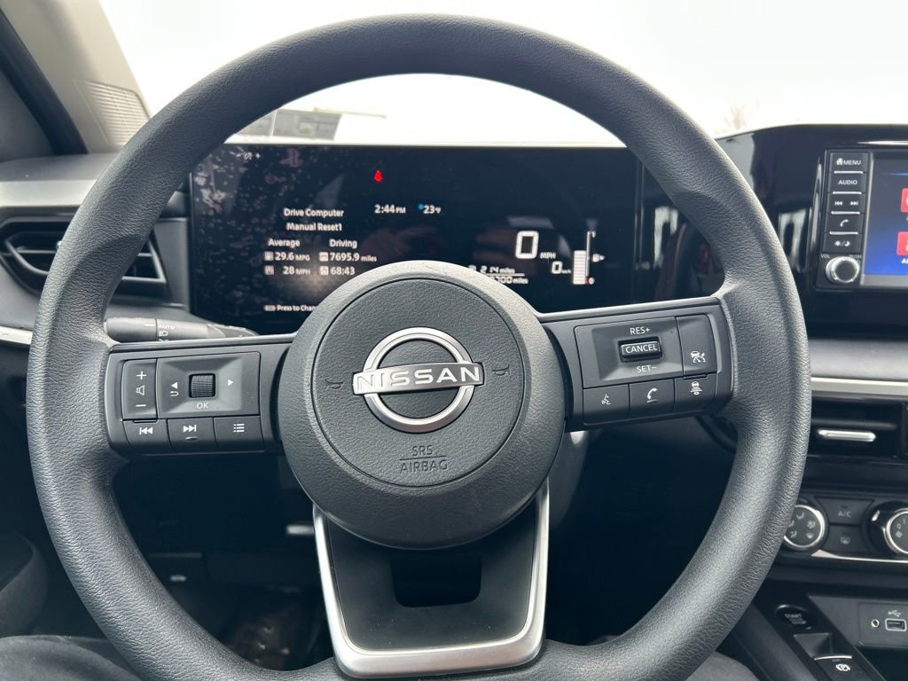 Certified 2025 Nissan Kicks S image 12