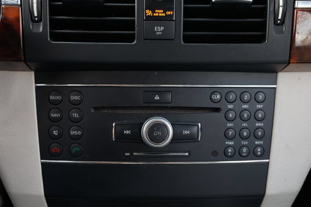 Used 2010 Mercedes-Benz GLK 350 2WD w/ Multimedia Pkg image 36
