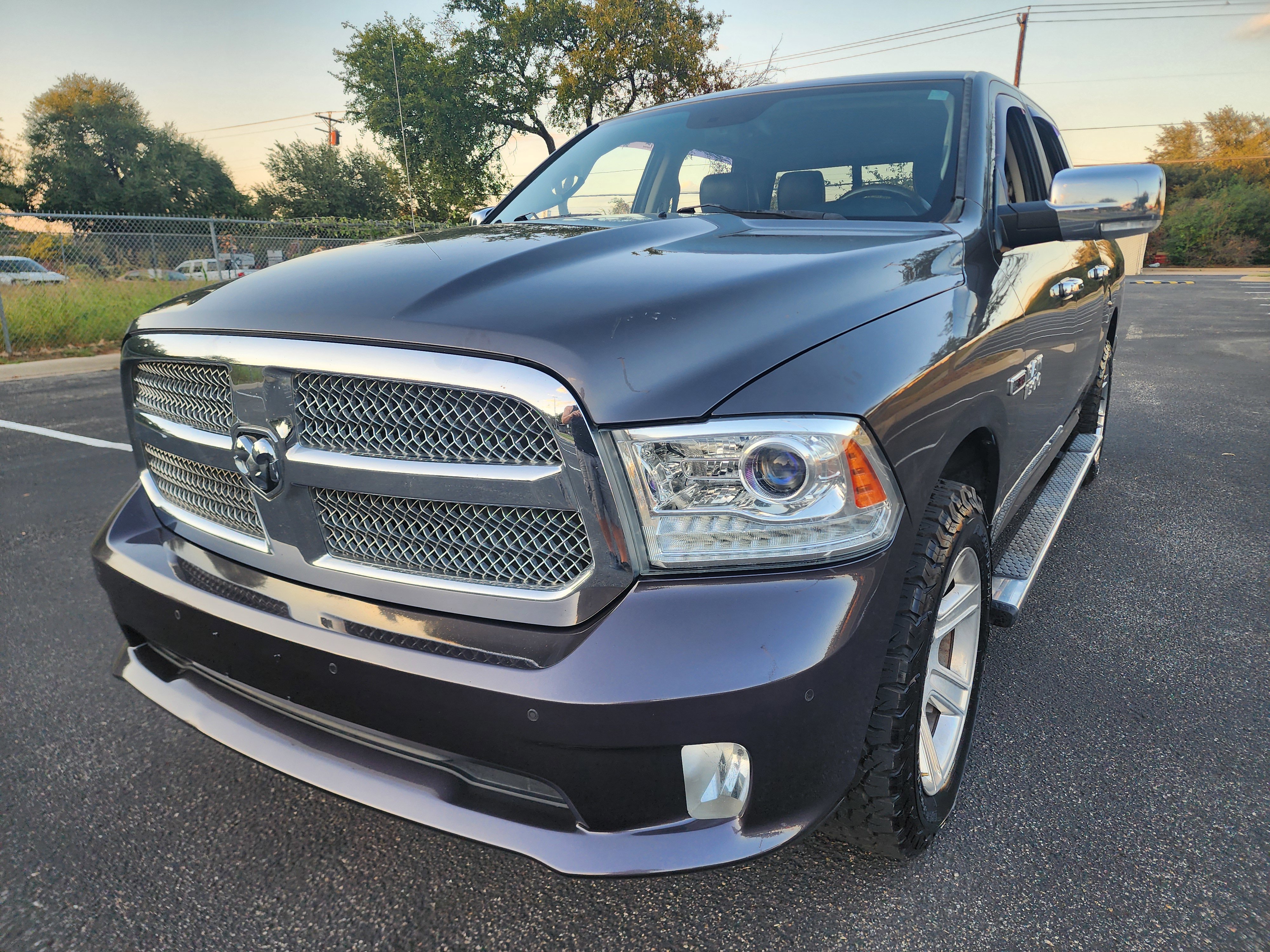 Used 2015 RAM 1500 Limited image 3