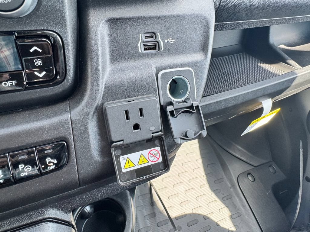 New 2026 RAM ProMaster 3500 w/ Quick Order Package 22H SLT+ FWD image 18