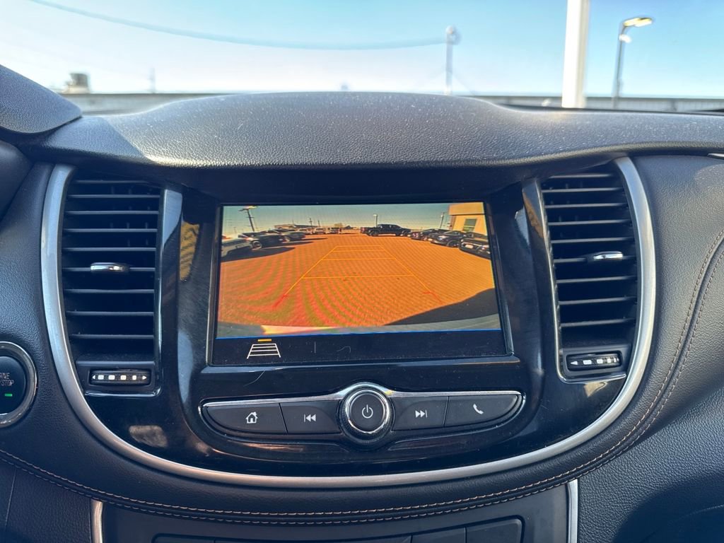 Used 2018 Chevrolet Trax LT w/ LT Convenience Package image 19