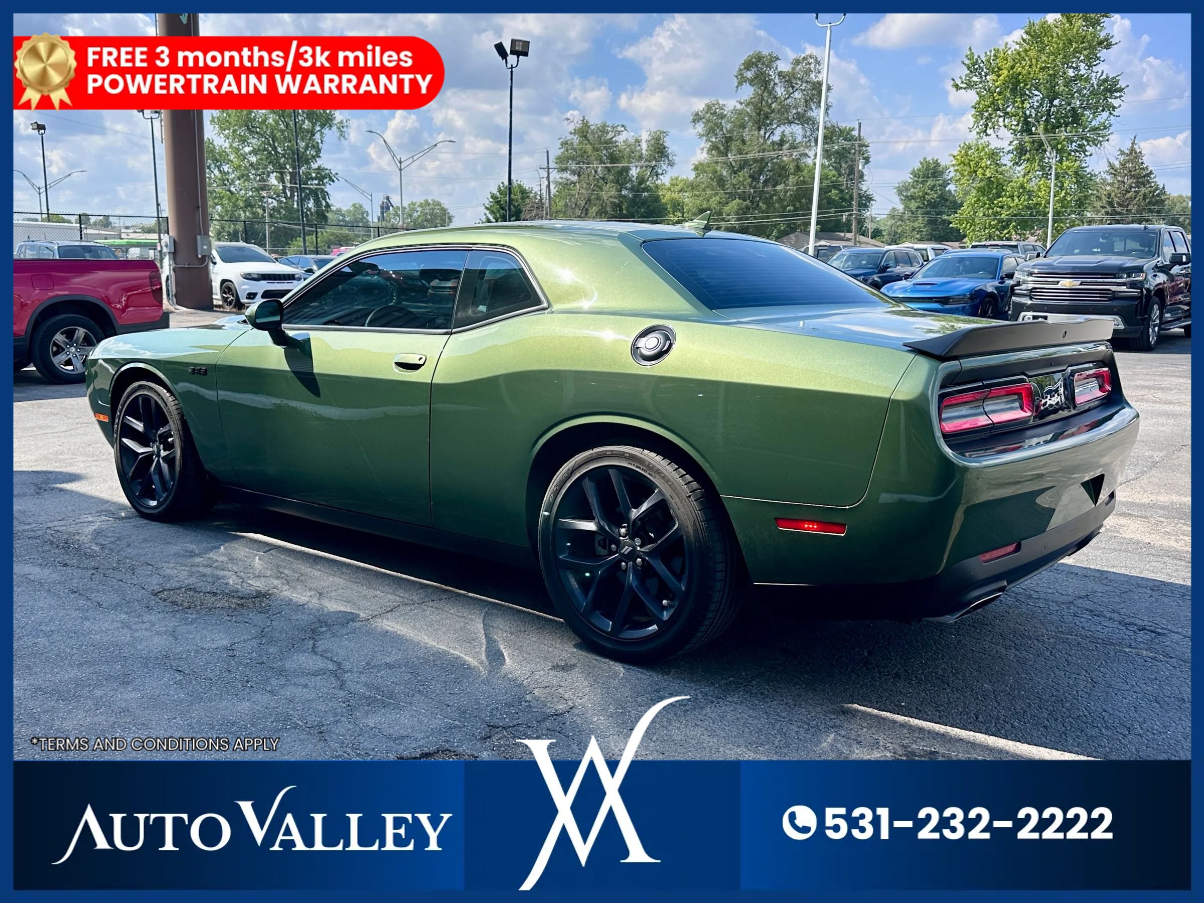 Used 2023 Dodge Challenger R/T w/ Plus Package RWD image 5