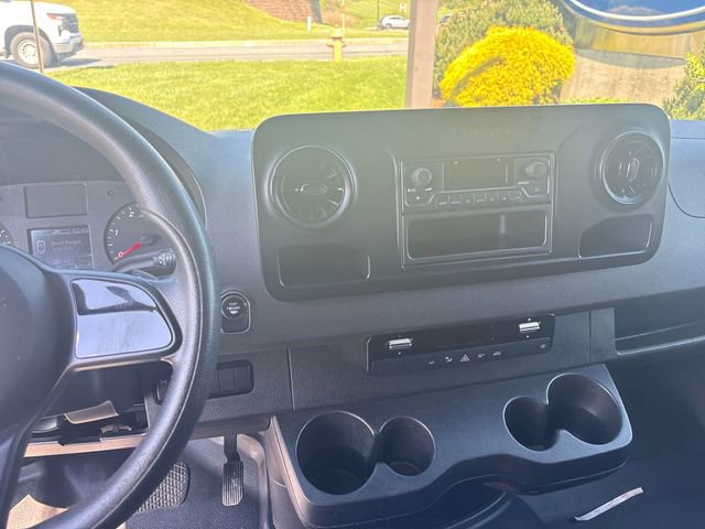 Used 2019 Mercedes-Benz Sprinter 2500 image 18