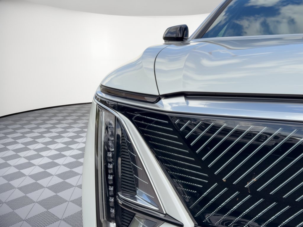 Used 2024 Cadillac Lyriq Luxury RWD image 12