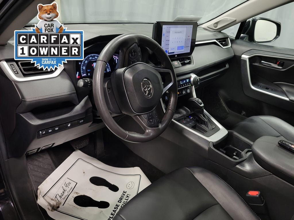 Used 2023 Toyota RAV4 XLE Premium image 13