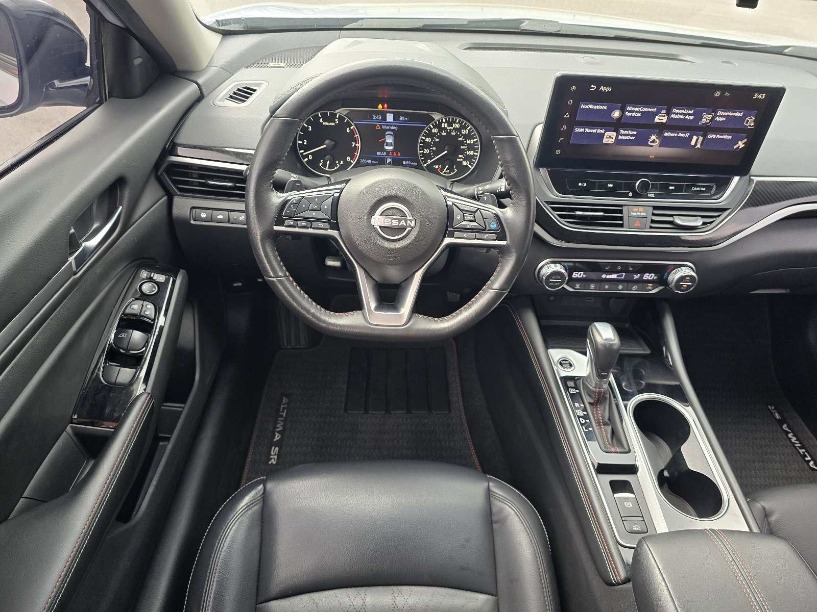 Used 2024 Nissan Altima 2.0 SR FWD image 14