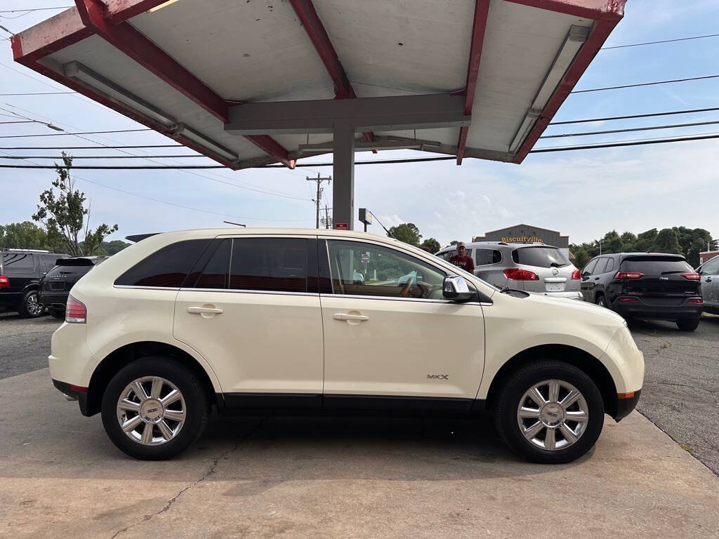 Used 2007 Lincoln MKX AWD image 5