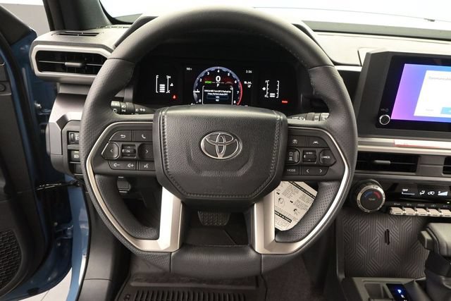 New 2026 Toyota 4Runner SR5 AWD/4WD image 5