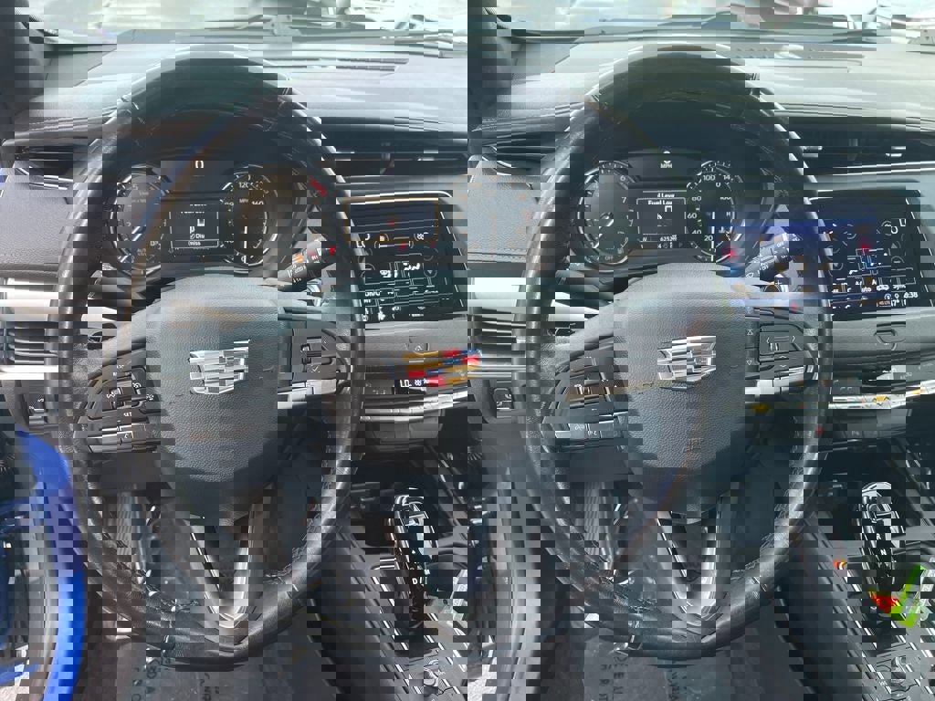 Used 2022 Cadillac XT4 Premium Luxury w/ Safety Alert Package image 16