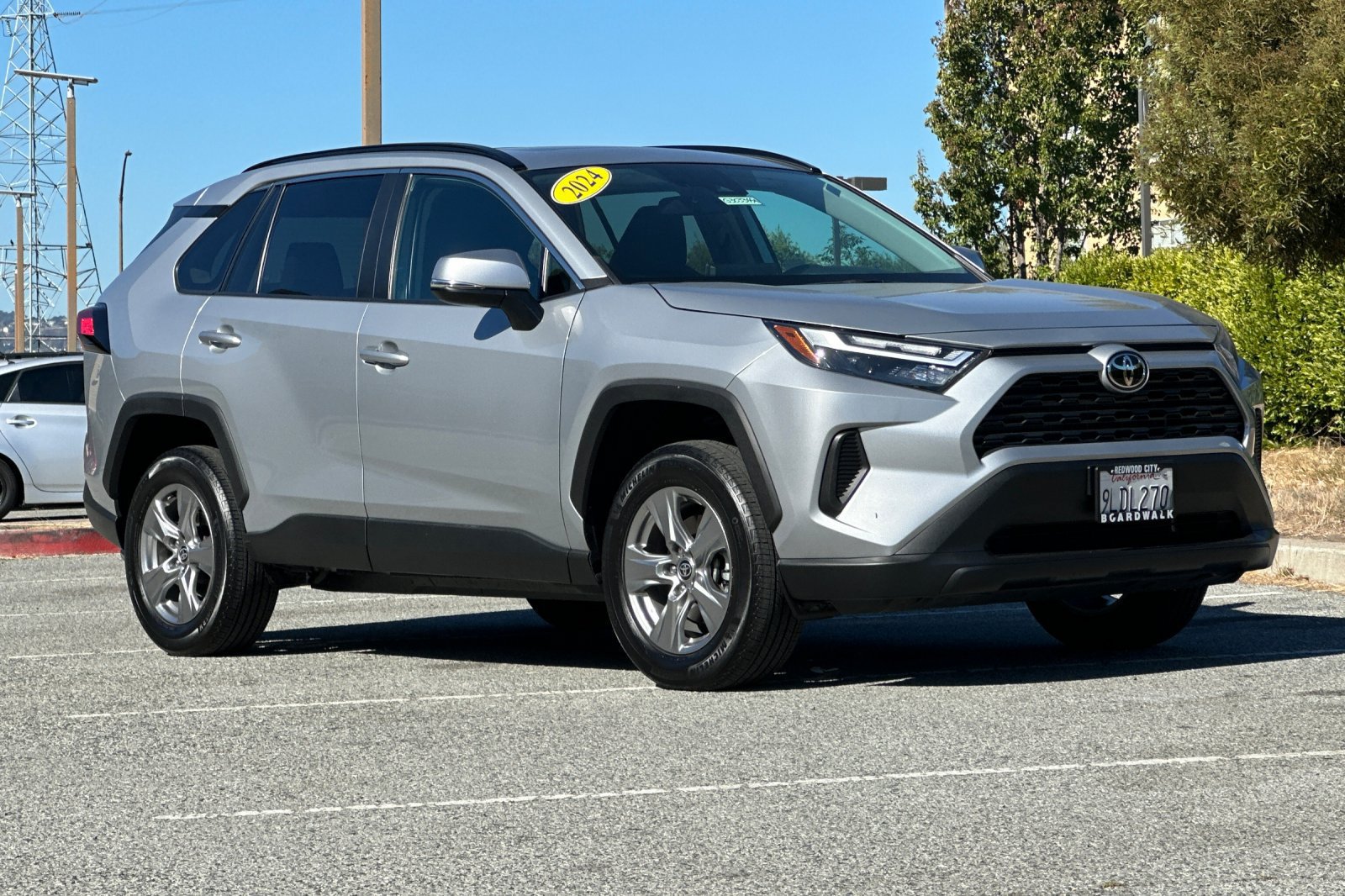 Used 2024 Toyota RAV4 XLE w/ Convenience Package AWD/4WD image 2