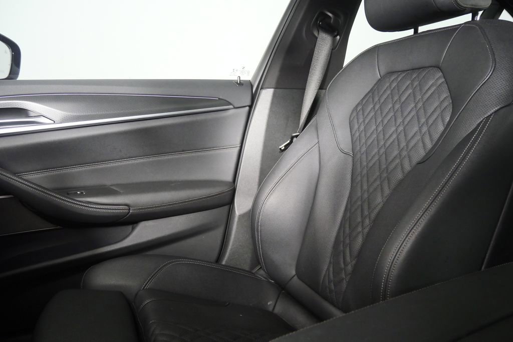 Certified 2023 BMW 530i w/ M Sport Package image 25