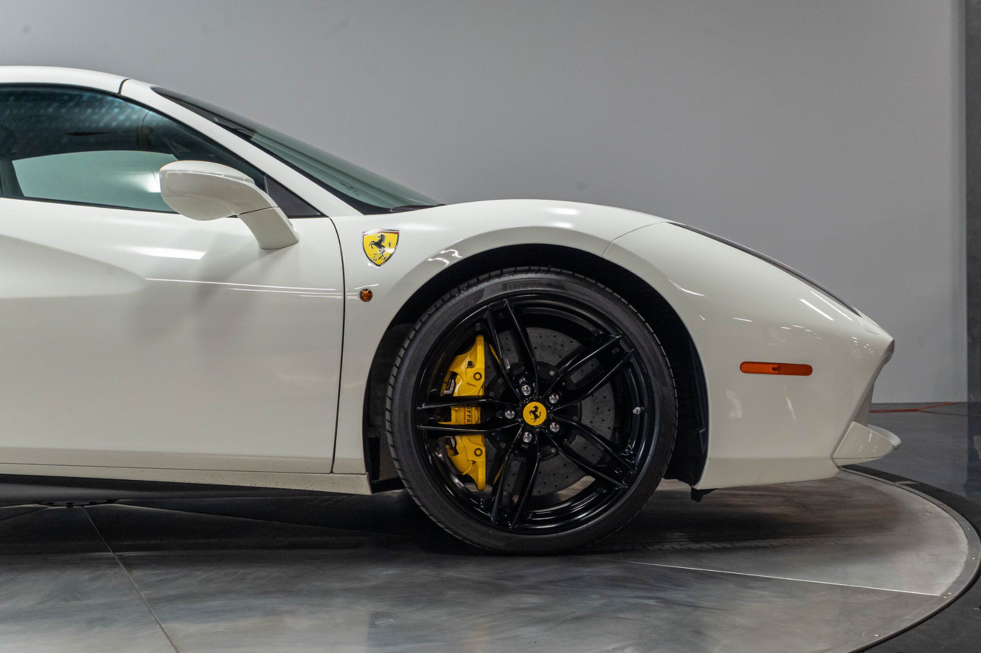 Used 2016 Ferrari 488 Spider RWD image 26