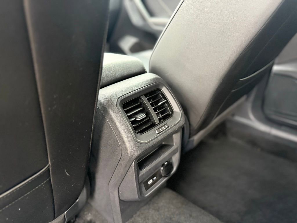 Used 2024 Volkswagen Tiguan Wolfsburg Edition image 12
