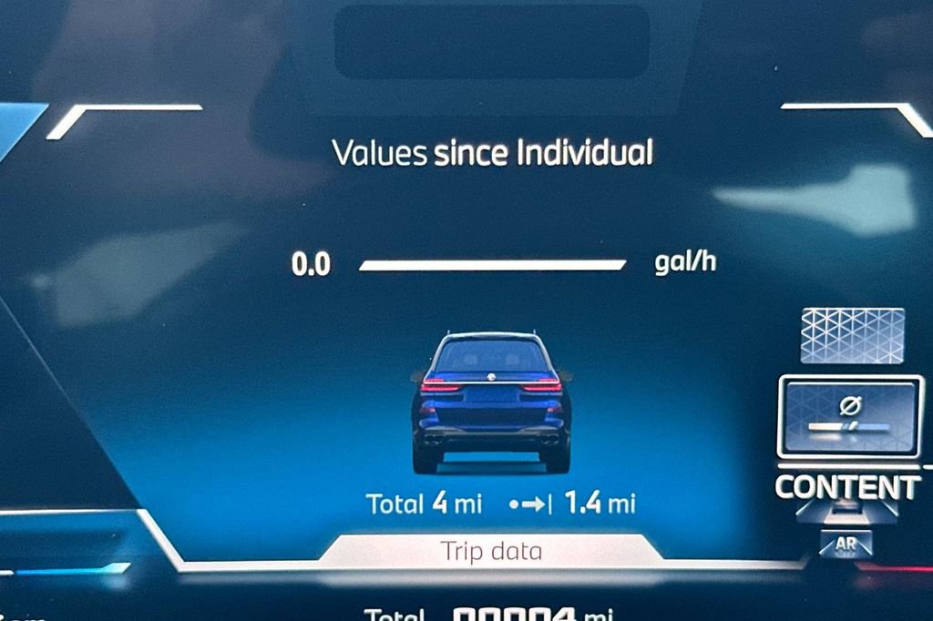 New 2026 BMW X7 M60i image 32