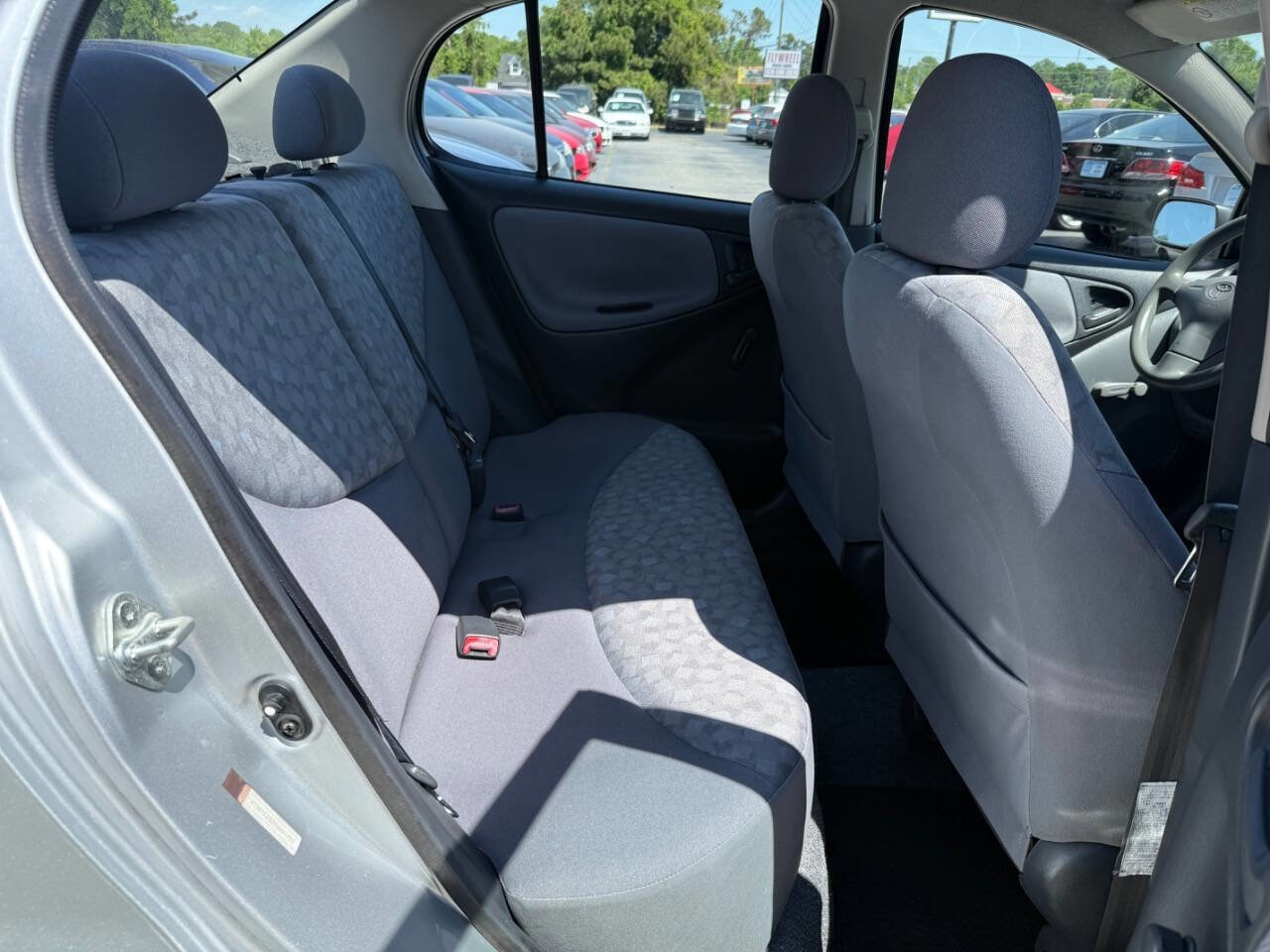 Used 2000 Toyota Echo Sedan FWD image 12