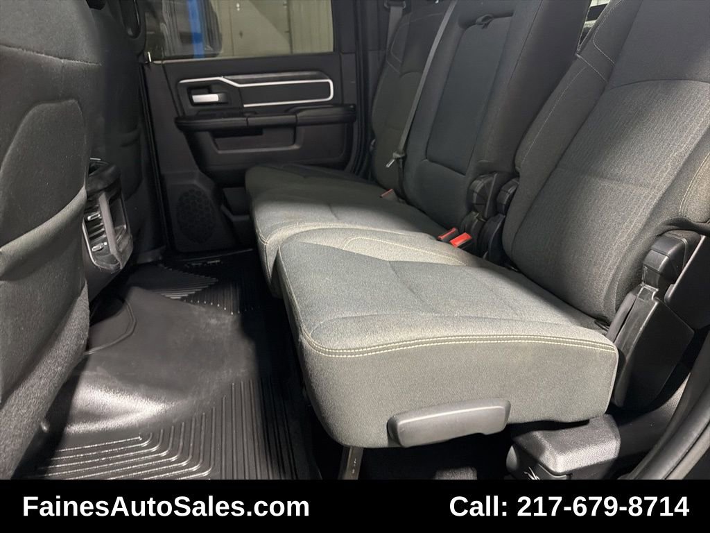 Used 2019 RAM 2500 Big Horn w/ Black Appearance Package image 40