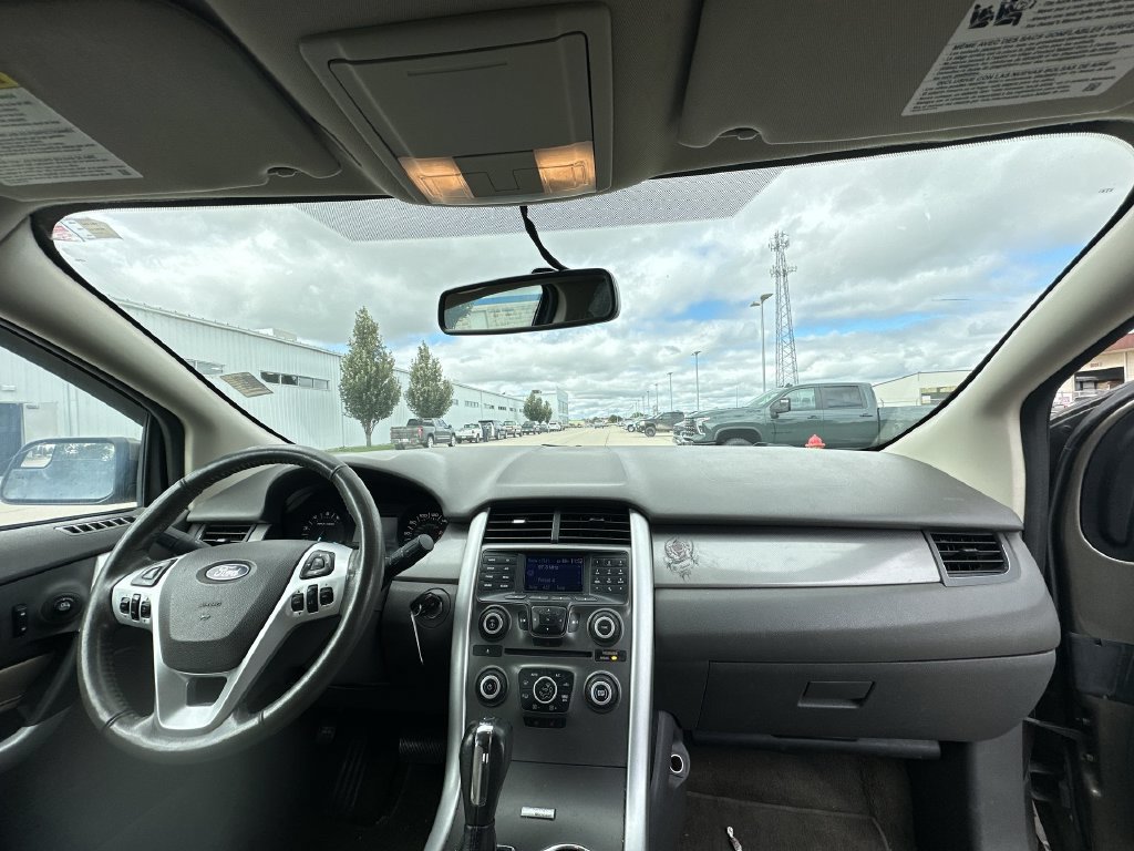 Used 2013 Ford Edge SEL FWD image 28