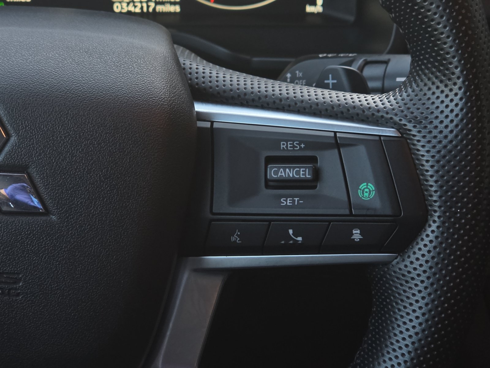 Used 2024 Mitsubishi Outlander 4WD Plug-In Hybrid image 20
