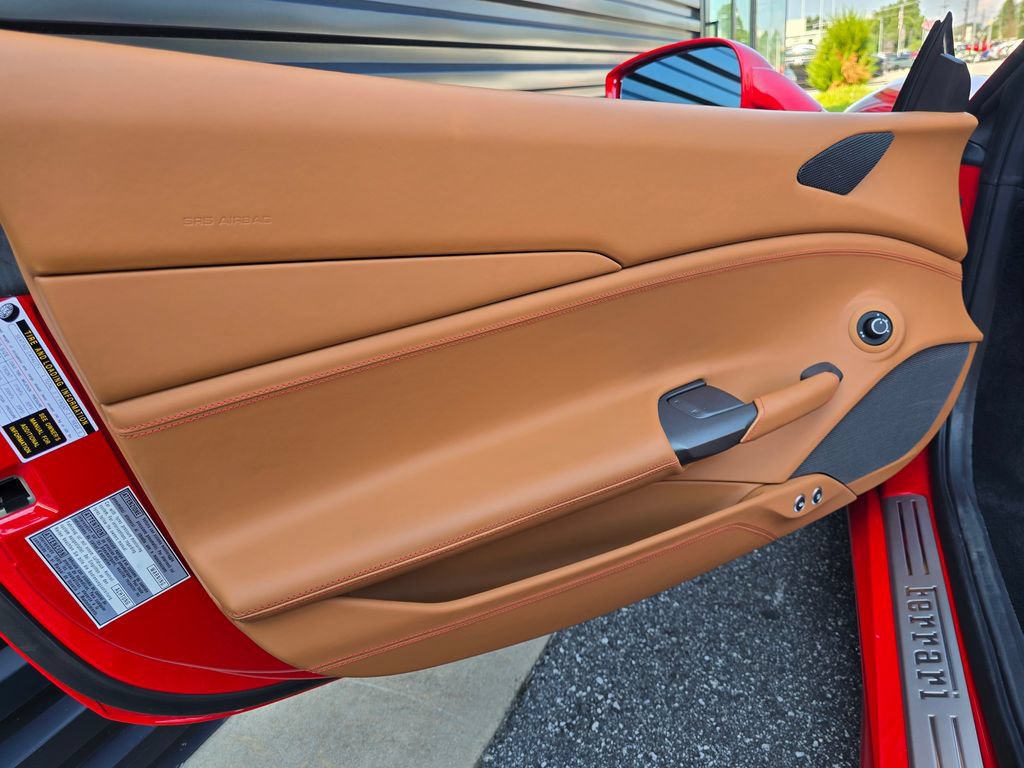Used 2018 Ferrari 488 Spider RWD image 23