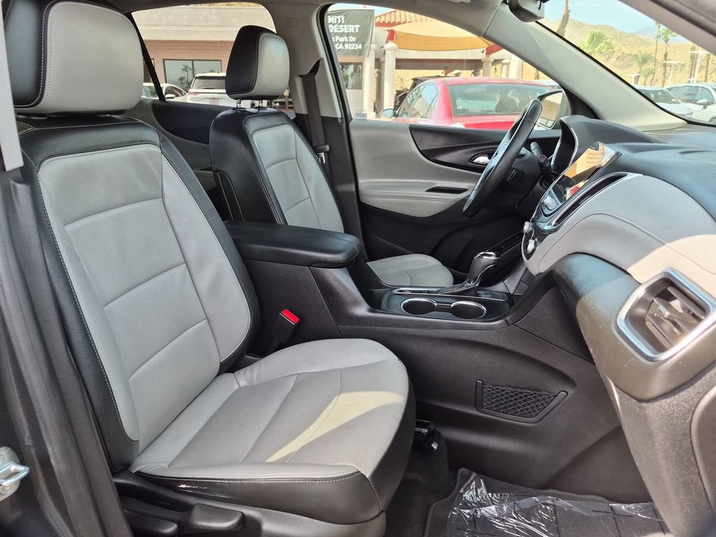 Used 2018 Chevrolet Equinox Premier FWD image 17