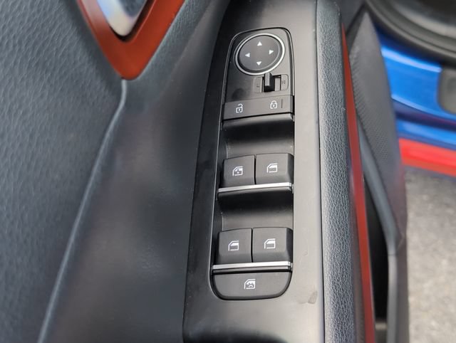 Used 2022 Kia Soul Turbo FWD image 16