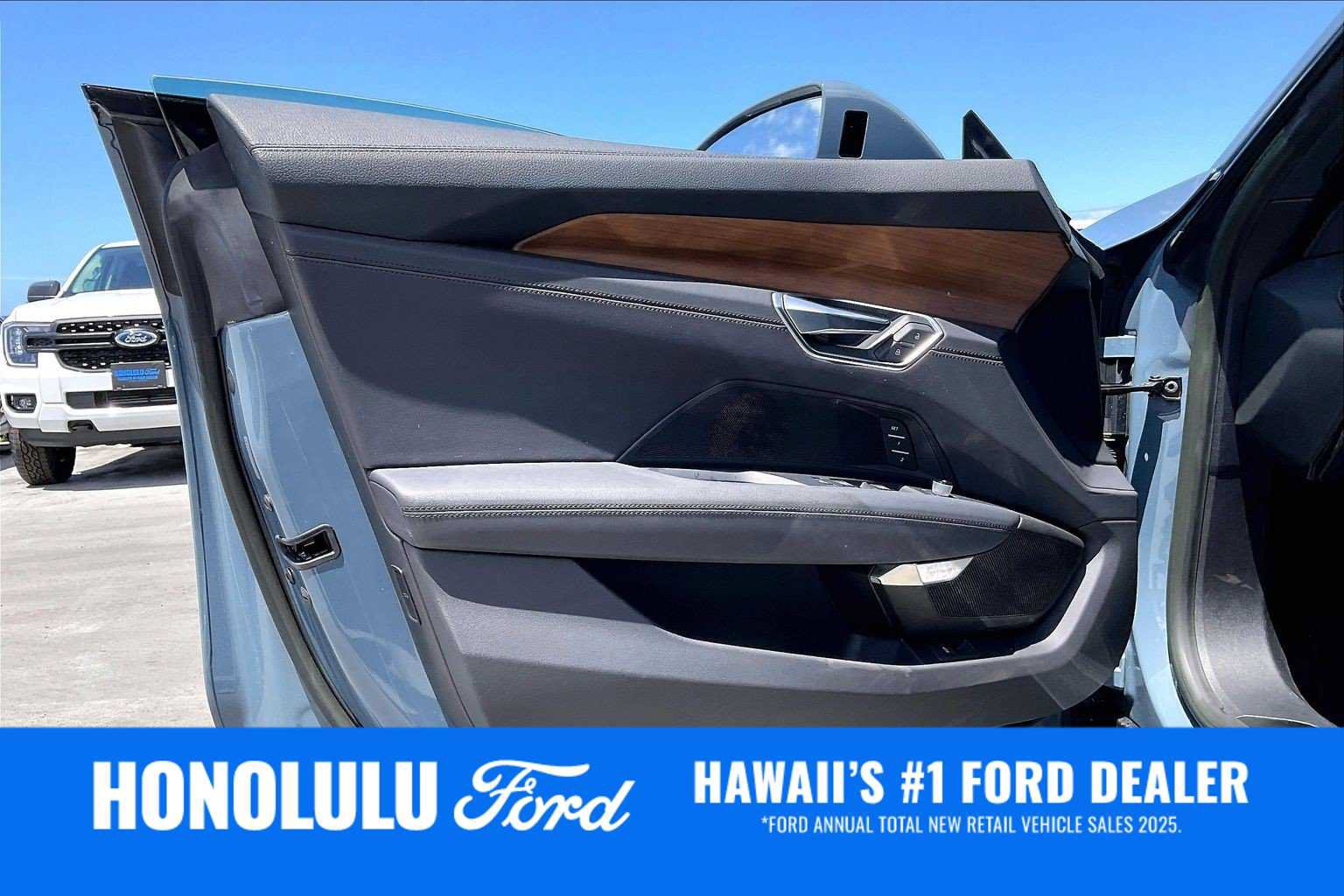 Used 2023 Audi e-tron GT Premium Plus AWD/4WD image 27