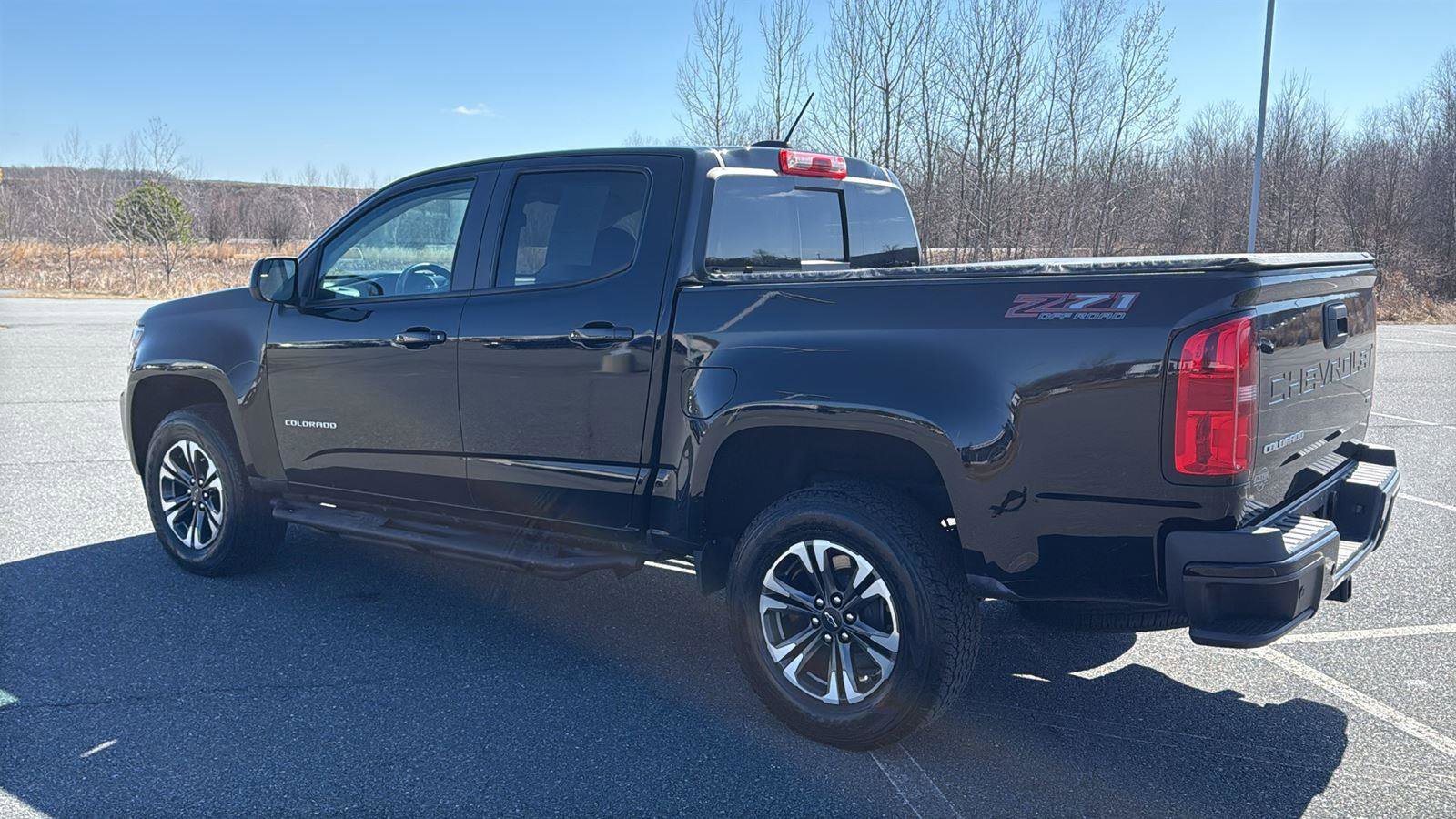 Used 2022 Chevrolet Colorado Z71 w/ Safety Package image 10