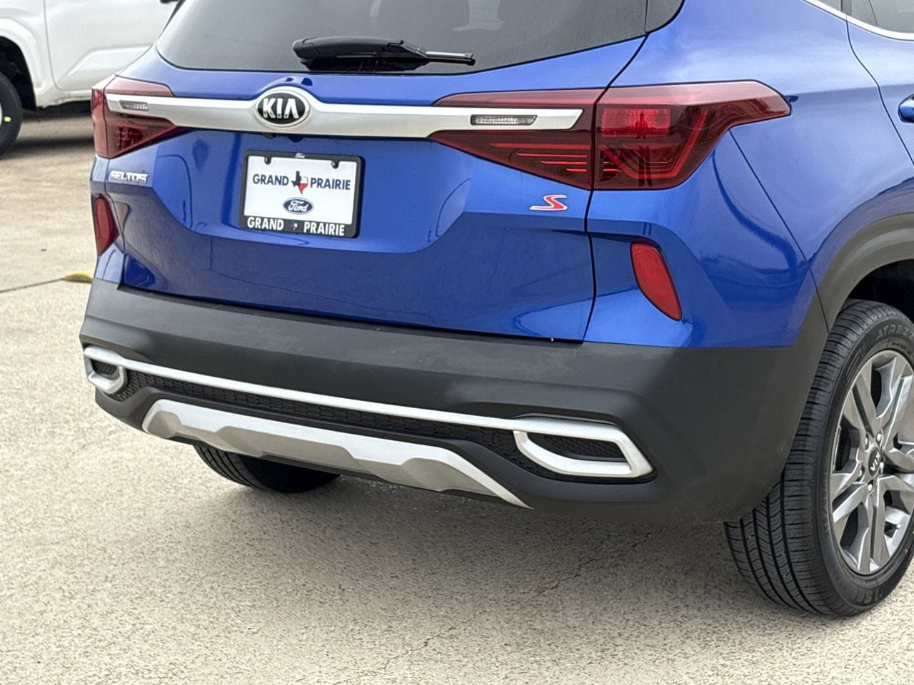 Used 2021 Kia Seltos S FWD image 8