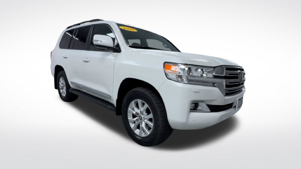 Used 2016 Toyota Land Cruiser AWD/4WD image 20