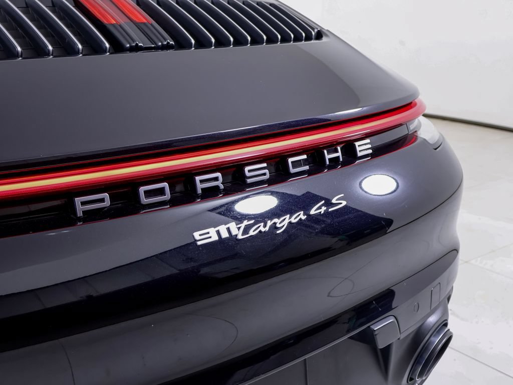 Certified 2021 Porsche 911 Targa 4S AWD/4WD image 12