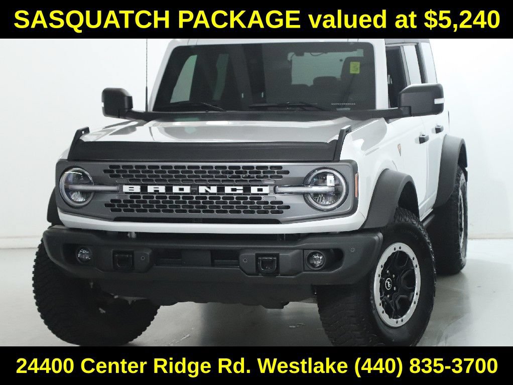 Used 2023 Ford Bronco Badlands w/ Sasquatch Package AWD/4WD image 3