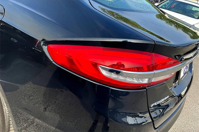 Used 2017 Ford Fusion S image 31
