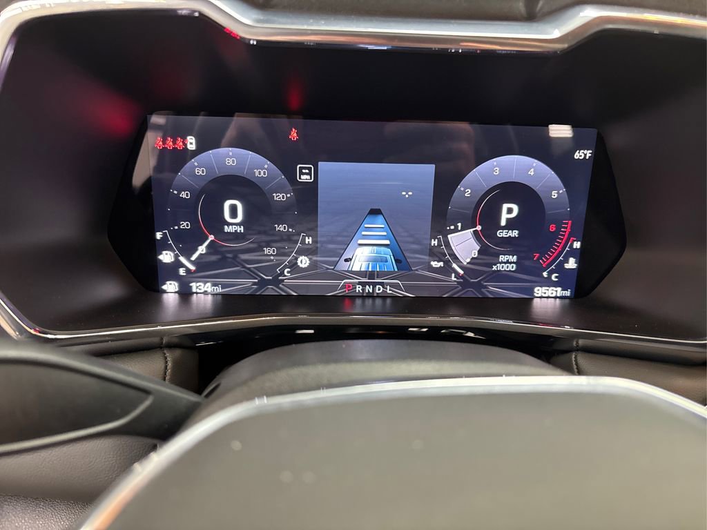 Used 2024 GMC Canyon Elevation w/ Elevation Premium Package image 19