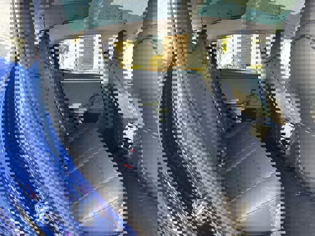 Used 2025 Tesla Model 3 Long Range image 34