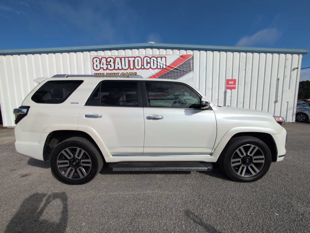 Used 2022 Toyota 4Runner Limited AWD/4WD image 10